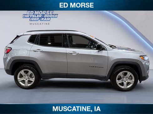 Used 2024 Jeep Compass Latitude AWD/4WD image 6