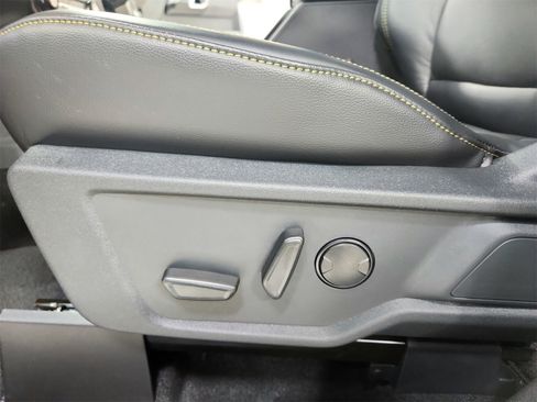 New 2025 Ford Bronco Badlands image 20