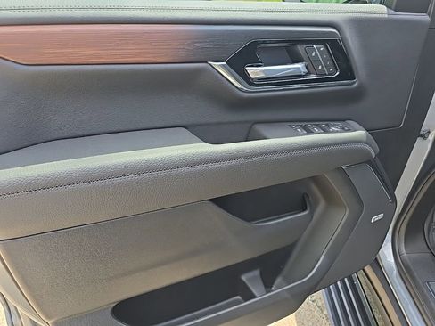New 2026 GMC Yukon Denali AWD/4WD image 19