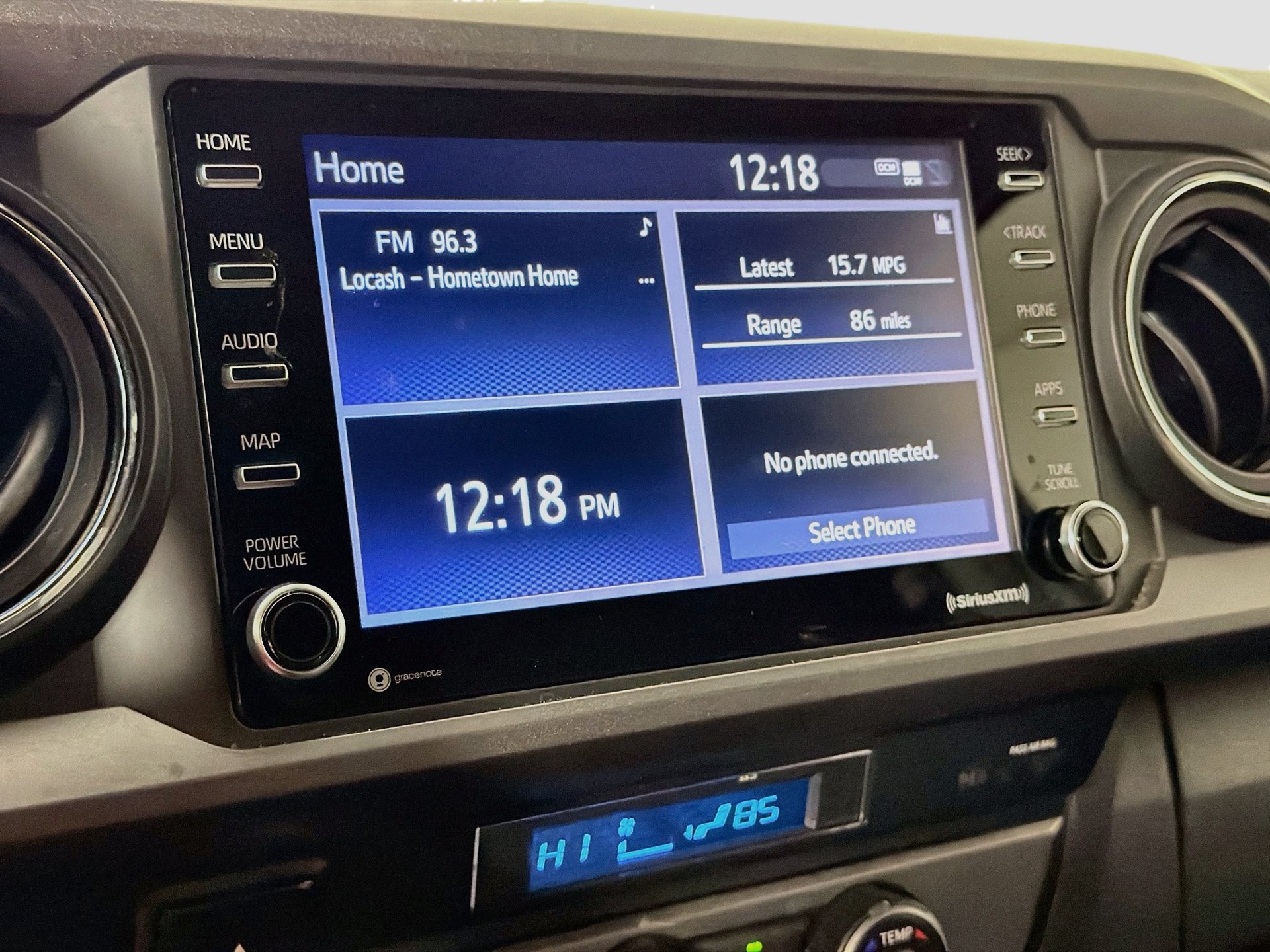 Used 2022 Toyota Tacoma TRD Sport w/ Technology Package AWD/4WD image 13