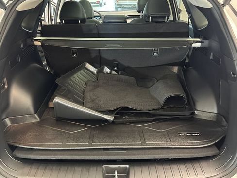 Used 2022 Hyundai Tucson Limited AWD/4WD image 25