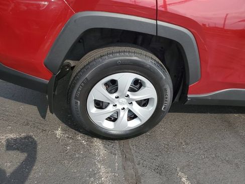 Used 2023 Toyota RAV4 LE AWD/4WD image 6