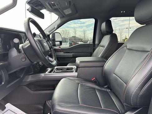 Used 2024 Ford F250 Lariat image 10