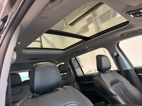 Used 2021 Jeep Grand Cherokee L Limited image 45