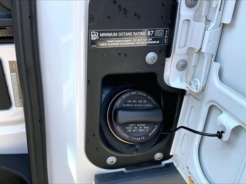 Used 2022 Mercedes-Benz Sprinter 2500 image 22