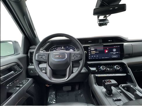 Used 2025 GMC Sierra 1500 AT4 AWD/4WD image 40