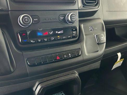 Used 2023 RAM ProMaster 2500 image 12