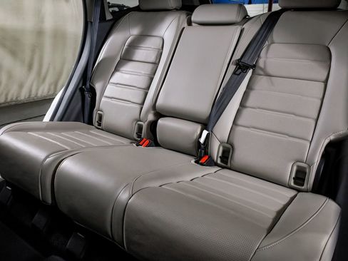 Used 2024 Honda CR-V EX-L image 32