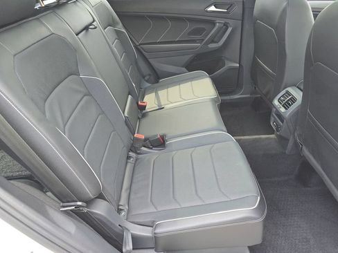 Used 2024 Volkswagen Tiguan SEL R-Line AWD/4WD image 5