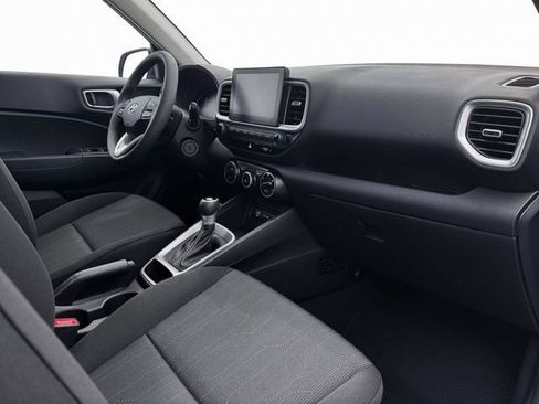 New 2026 Hyundai Venue SE FWD image 15