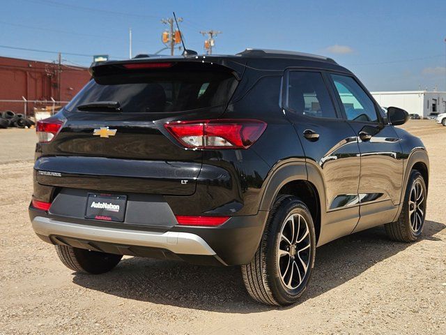 Used 2025 Chevrolet TrailBlazer LT FWD image 5