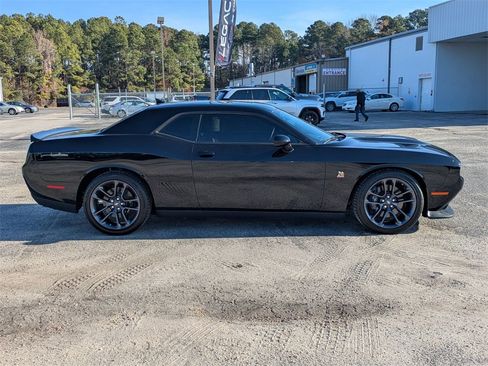 Used 2023 Dodge Challenger R/T Scat Pack w/ Plus Package image 2