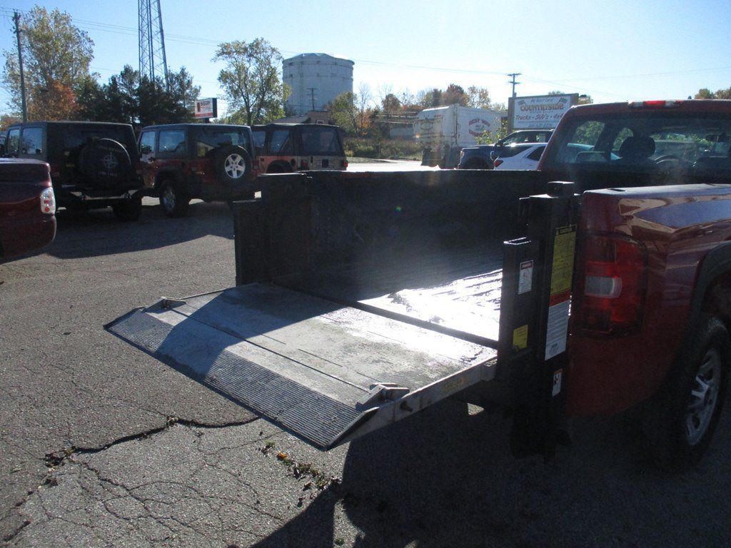 Used 2013 Chevrolet Silverado 3500 W/T RWD image 5