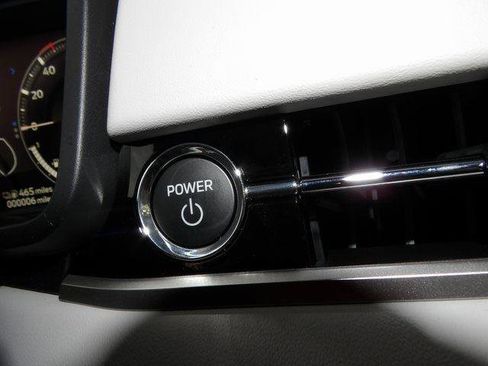 New 2025 Mitsubishi Outlander SEL image 25