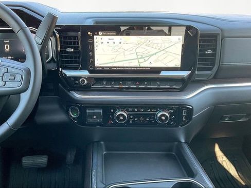 New 2026 GMC Sierra 2500 SLT w/ SLT Premium Package AWD/4WD image 8