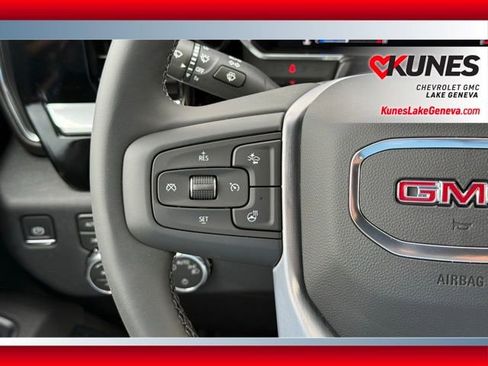 New 2026 GMC Sierra 1500 SLE image 36