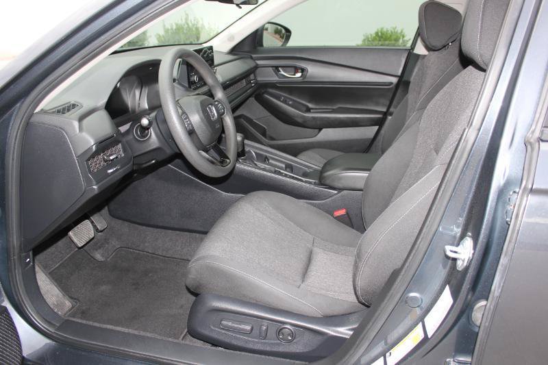 Used 2024 Honda Accord EX image 9