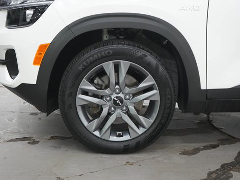 Used 2023 Kia Seltos LX AWD/4WD image 27