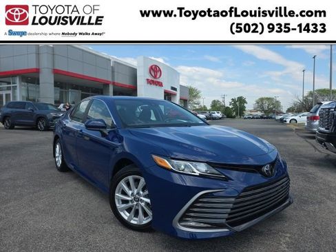 Used 2023 Toyota Camry LE image 1