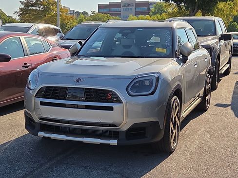 Used 2025 MINI Cooper Countryman S AWD/4WD image 2