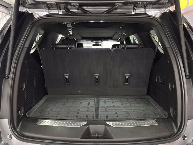 Used 2021 GMC Yukon AT4 w/ Technology Package AWD/4WD image 23