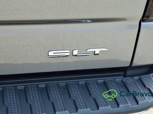 Certified 2024 GMC Sierra 1500 SLT w/ SLT Premium Plus Package AWD/4WD image 31