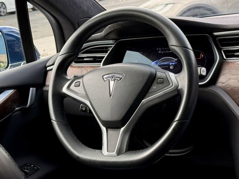 Used 2016 Tesla Model X Performance AWD/4WD image 12