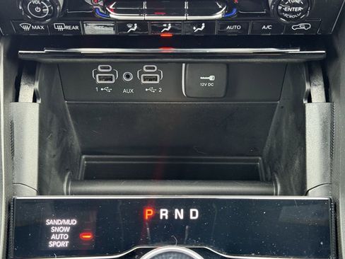 Used 2024 Jeep Grand Cherokee Limited w/ Trailer Tow Package image 25