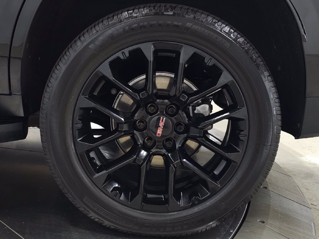 Used 2023 GMC Yukon Denali w/ LPO, Floor Liner Package AWD/4WD image 13