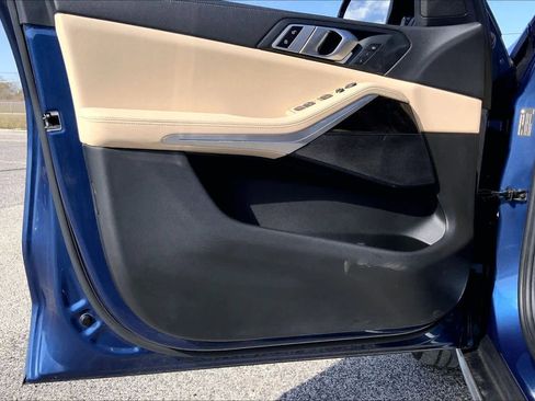 Used 2019 BMW X5 xDrive40i w/ Premium Package 2 image 40