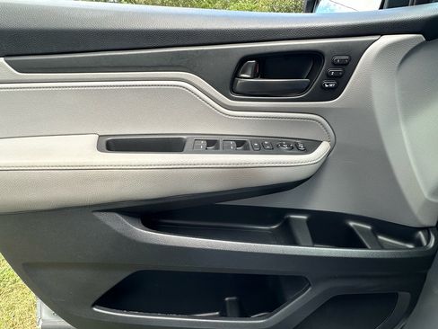 Used 2019 Honda Odyssey EX-L image 11
