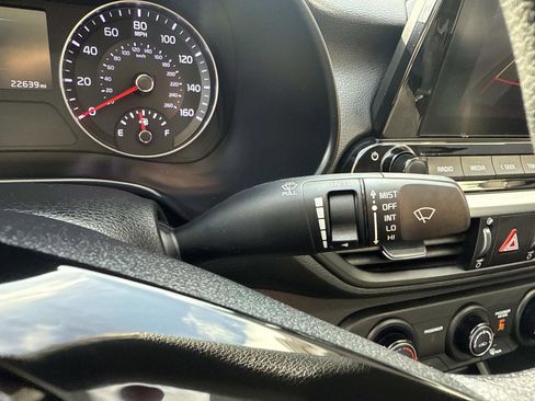 Used 2024 Kia Forte LXS image 28