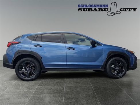Used 2024 Subaru Crosstrek 2.0i image 10