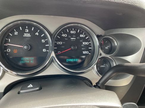 Used 2007 Chevrolet Silverado 1500 LT w/ Texas Edition RWD image 16