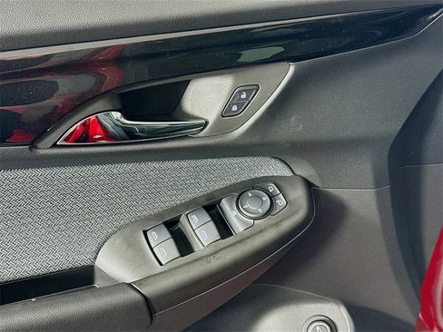 New 2026 Chevrolet TrailBlazer LT w/ Convenience Package image 12