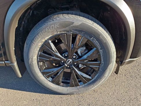 Certified 2023 Nissan Rogue SV w/ SV Premium B Package image 8