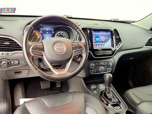 Used 2020 Jeep Cherokee Limited AWD/4WD image 12