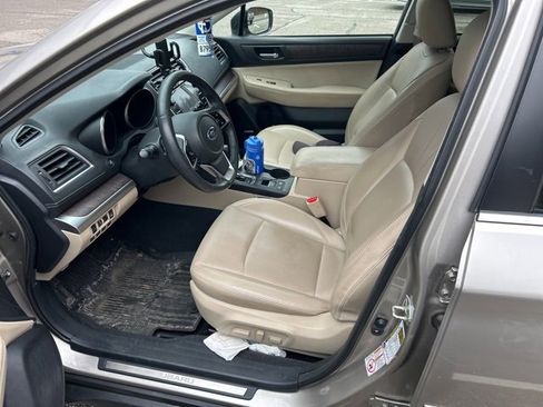 Used 2019 Subaru Outback 2.5i Limited w/ Popular Package #2 image 6