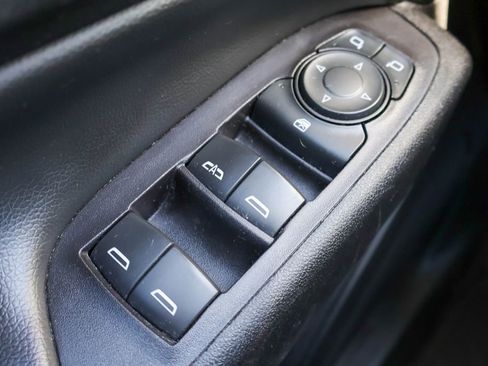 Used 2021 Chevrolet Equinox LT image 17