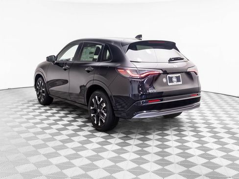 Used 2026 Honda HR-V EX-L image 4