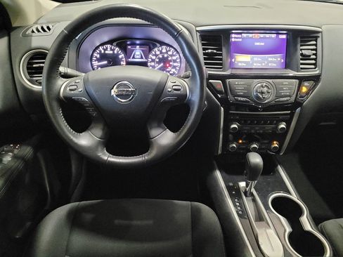 Used 2020 Nissan Pathfinder SV FWD image 22
