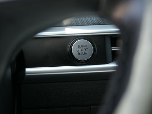 Used 2022 Kia K5 GT-Line FWD image 15