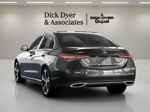 Used 2025 Mercedes-Benz C 300 Sedan image 16