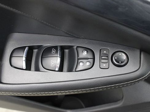 Used 2023 Nissan Maxima Platinum w/ Sport Mat Group FWD image 20