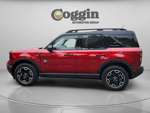 New 2025 Ford Bronco Sport Outer Banks image 2