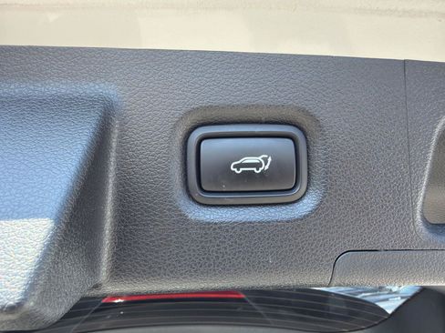 Used 2023 Hyundai Santa Fe SEL FWD image 28