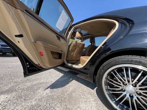 Used 2008 Mercedes-Benz S 550 4MATIC image 16