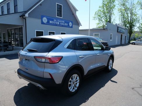 Used 2022 Ford Escape SE w/ Cold Weather Package AWD/4WD image 6