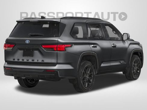 Used 2024 Toyota Sequoia Platinum AWD/4WD image 2