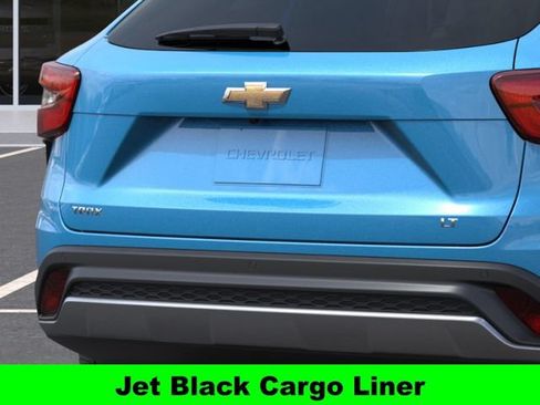 New 2026 Chevrolet Trax LT w/ Driver Confidence Package FWD image 16